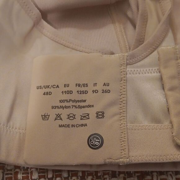 New 48D WingsLove High Support Non Padded Lifting And Shaping Sports Bra - Picture 10 of 10